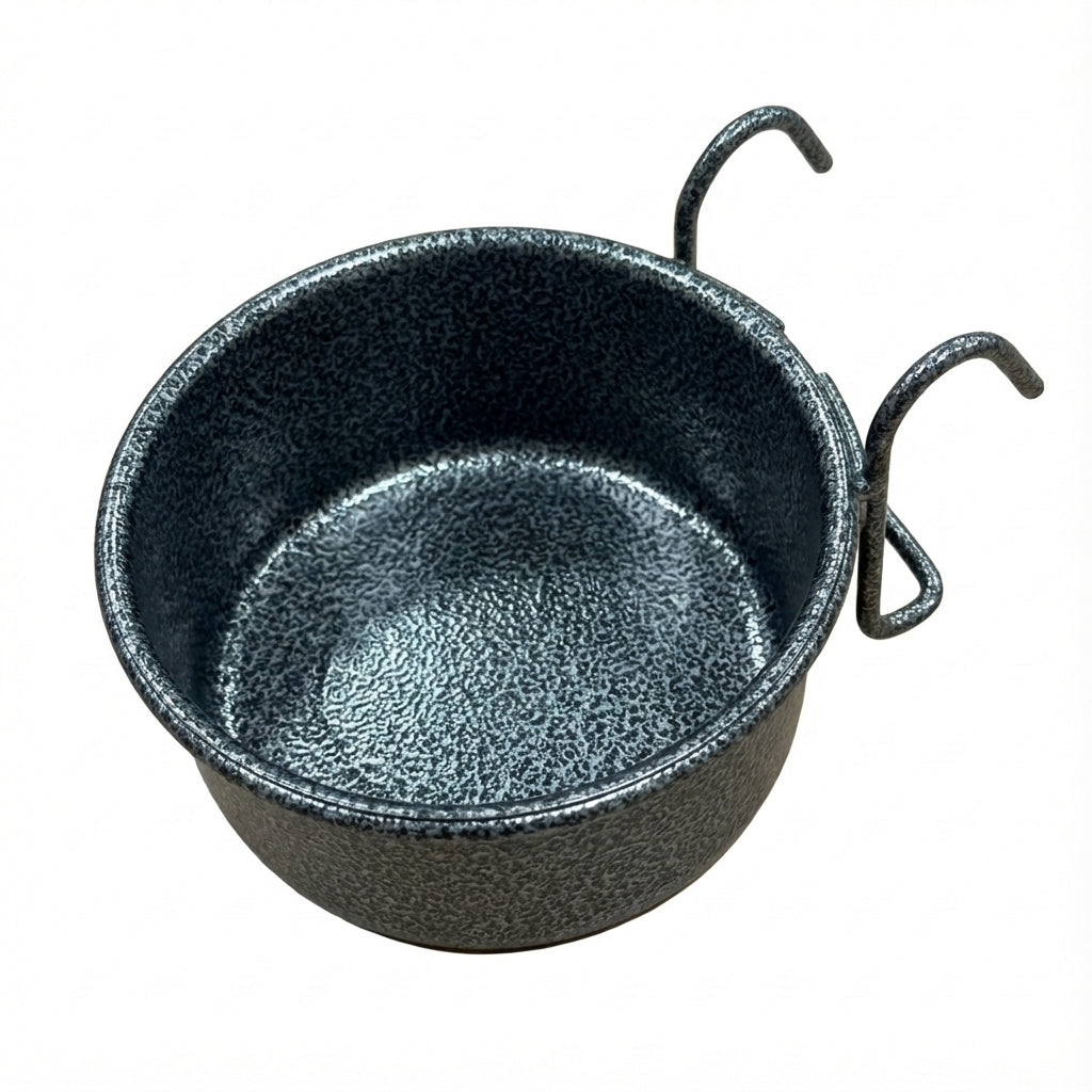 BIS Coop Cups 5oz Painted, wire hanger, Feed/Water CCP5